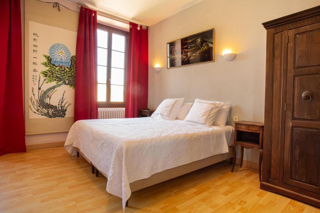 Chambre D'Hotes Au Jardin Des Saveurs Bed & Breakfast กอร์เดอซูร์ซีแยล ภายนอก รูปภาพ